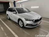  Skoda  Octavia  Combi 2.0 CRTDI DSG7 Ambition 110kW/150pk  5D/P Auto-7 #2