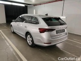  Skoda  Octavia  Combi 2.0 CRTDI DSG7 Ambition 110kW/150pk  5D/P Auto-7 #3