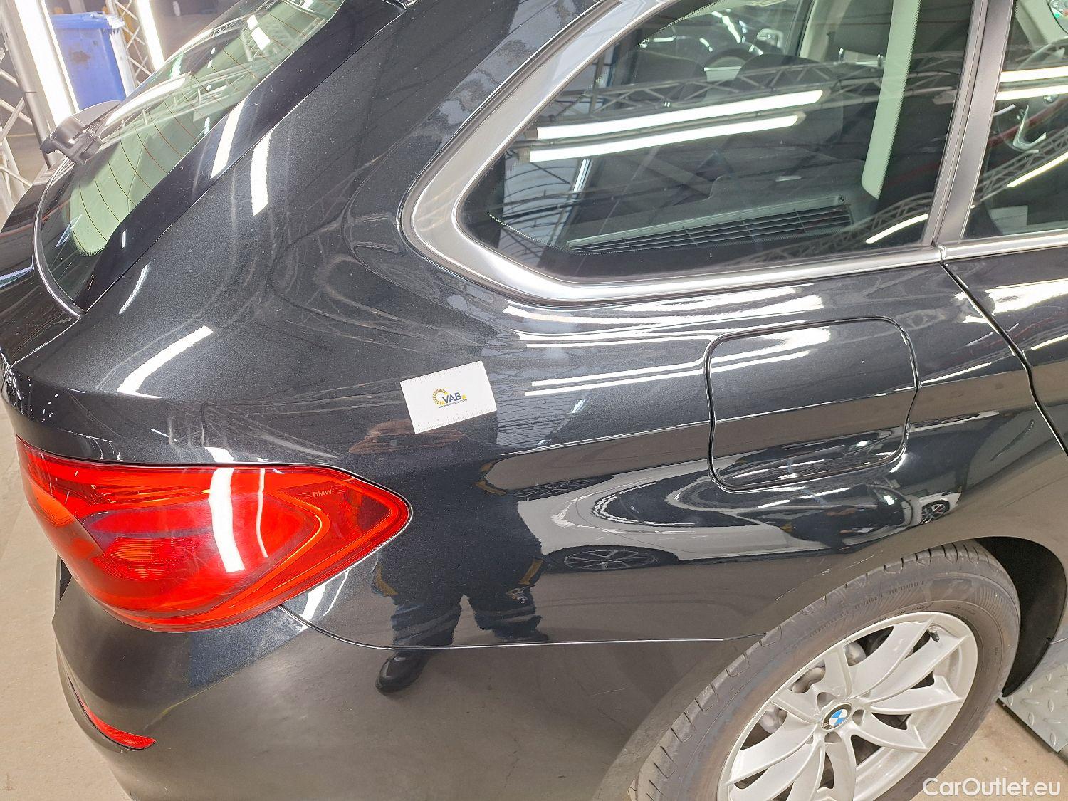  Bmw  Serie 5 BMW, 5-serie touring '17, BMW 5 Reeks Touring 518d Aut. (100 kW) 5d #24