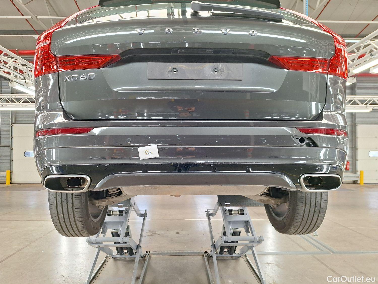  Volvo  XC60 Volvo,  '17, Volvo  T6 Recharge Geartronic R-Design 5d #28