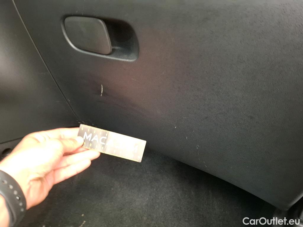  Citroen  C3  Shine 1.2 PureTech 80CV BVM5 E6 #33