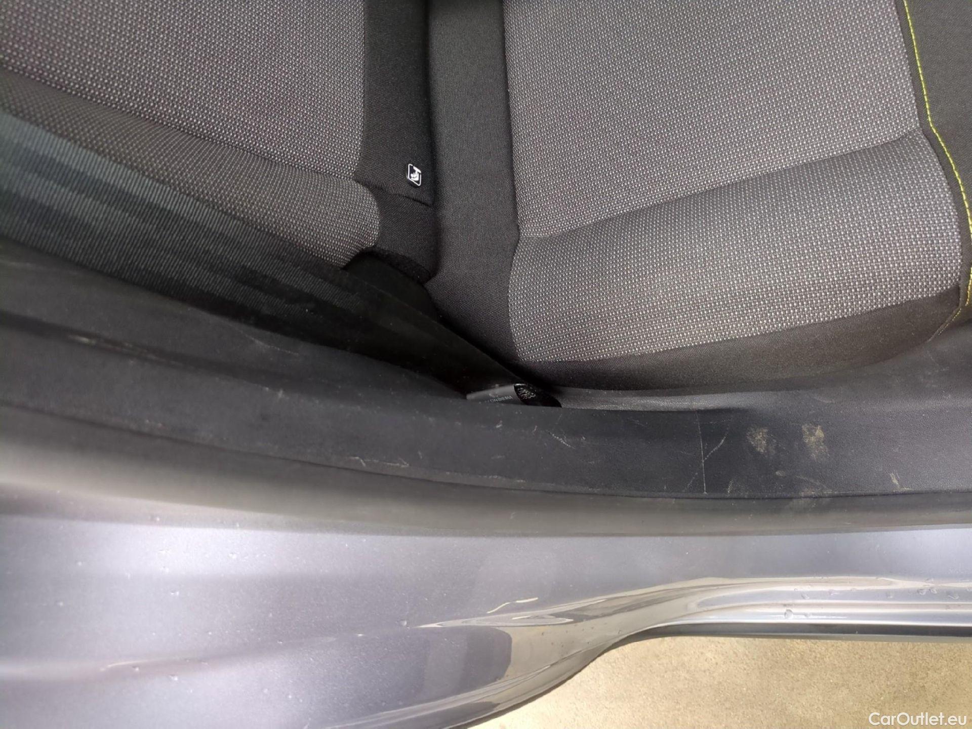 Citroen  C3  Feel Pack 1.2 PureTech 80CV BVM5 E6d #18
