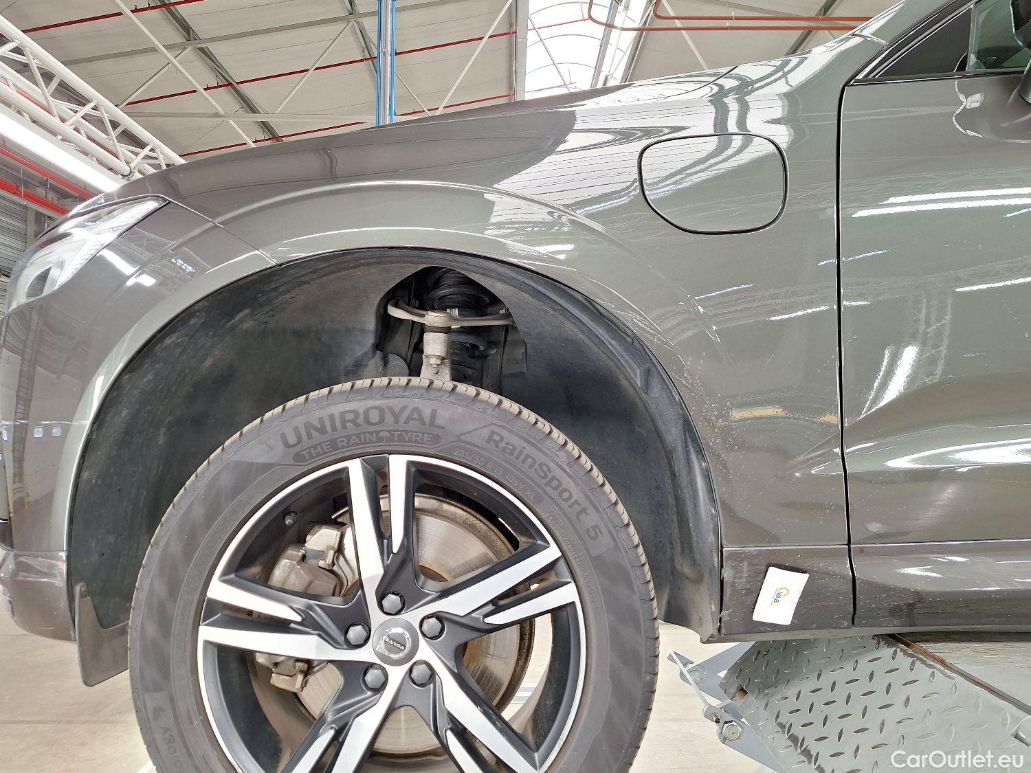  Volvo  XC60 Volvo,  '17, Volvo  T6 Recharge Geartronic R-Design 5d #31