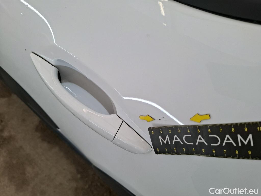  Citroen  C3  Shine 1.2 PureTech 80CV BVM5 E6 #36