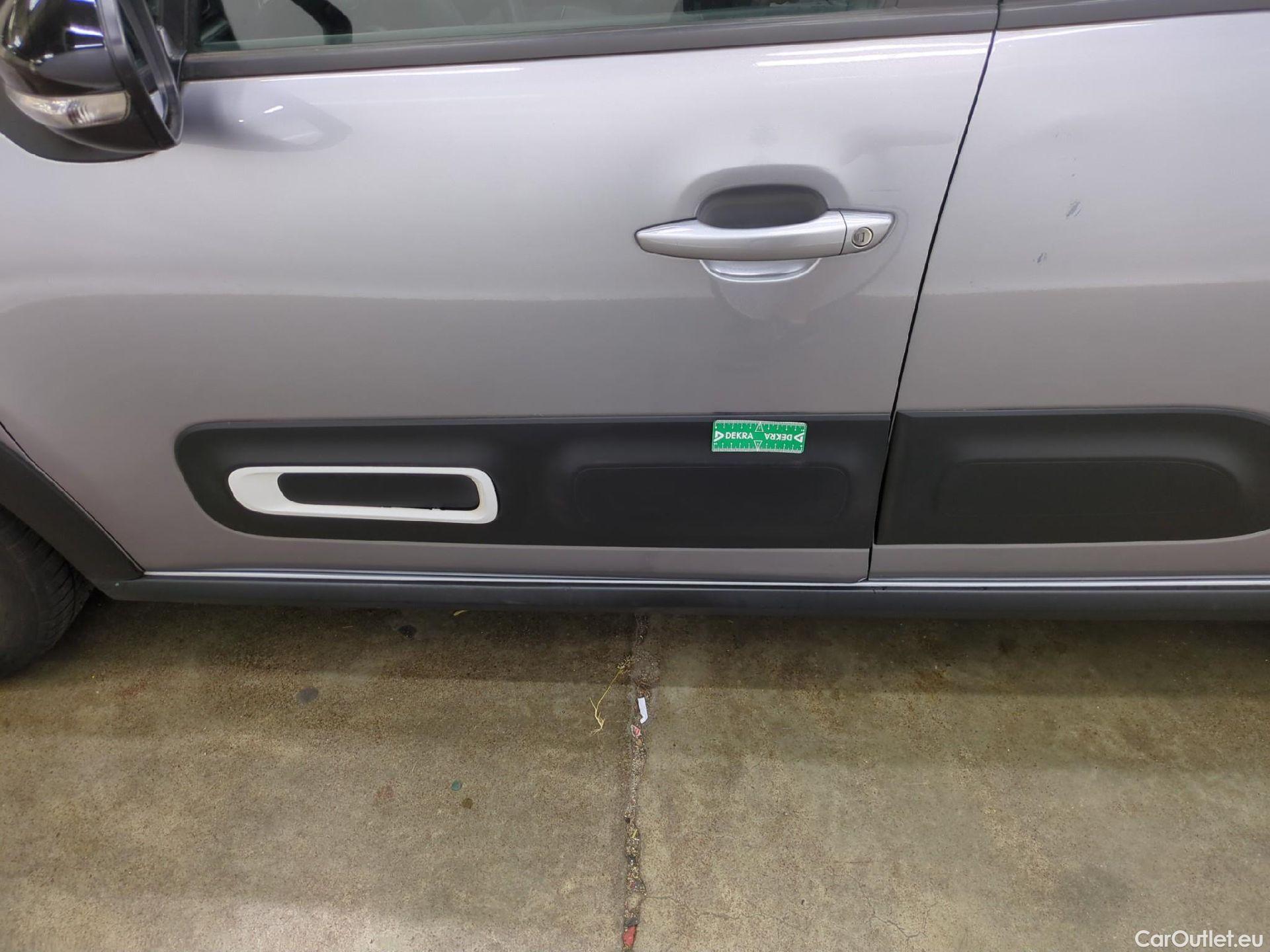  Citroen  C3  Feel Pack 1.2 PureTech 80CV BVM5 E6d #35