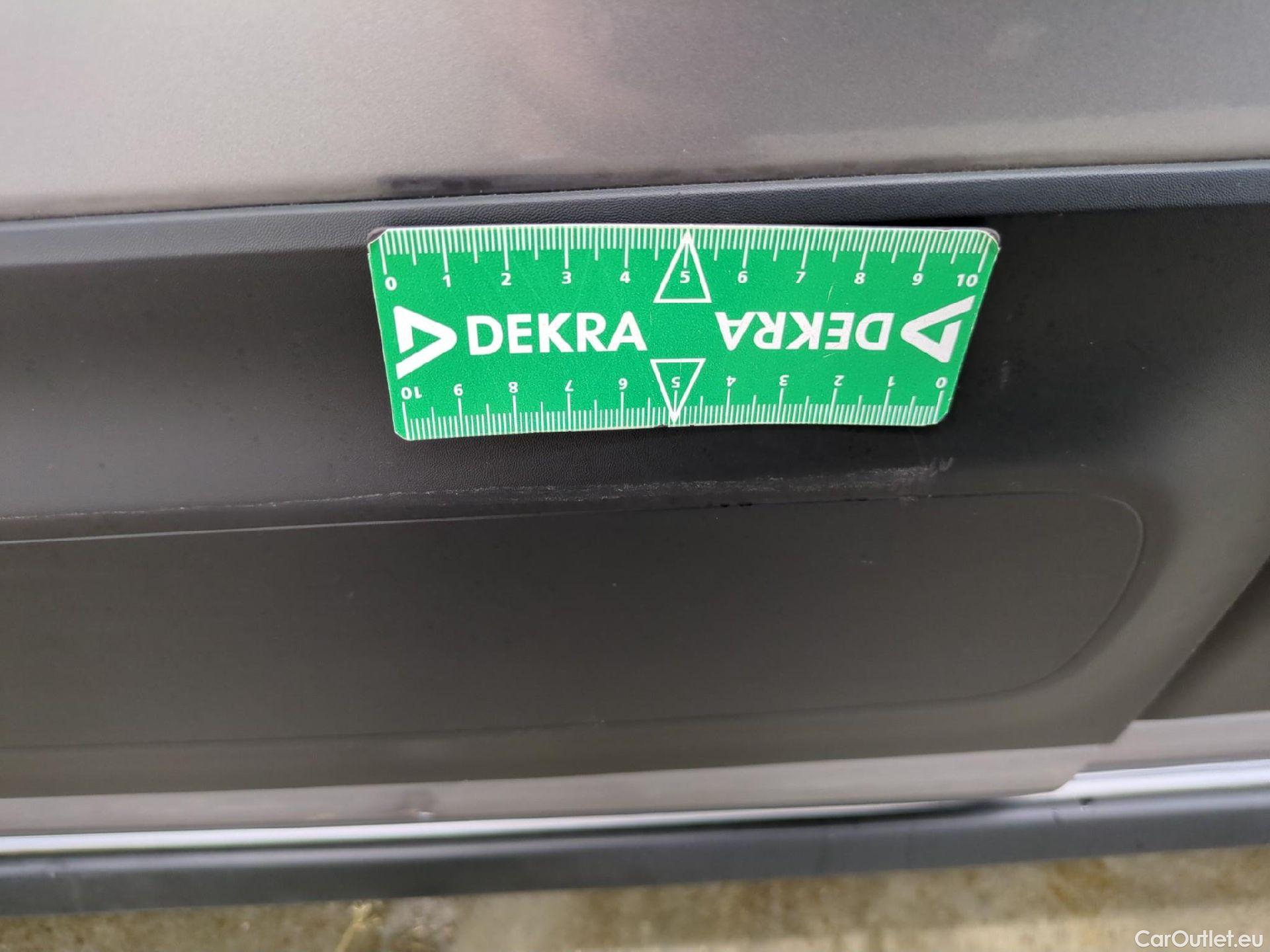  Citroen  C3  Feel Pack 1.2 PureTech 80CV BVM5 E6d #34