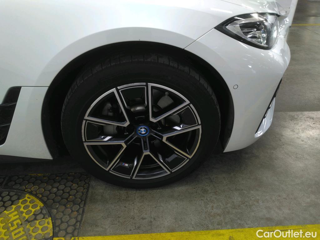  Bmw  Serie 4 Série i4 Gran Coupe 35 eDrive M Sport 70kWh BVA #16