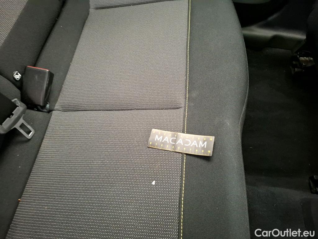 Citroen  C3  Shine 1.2 PureTech 80CV BVM5 E6 #32