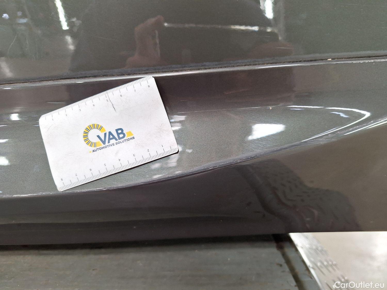  Volvo  XC60 Volvo,  '17, Volvo  T6 Recharge Geartronic R-Design 5d #34