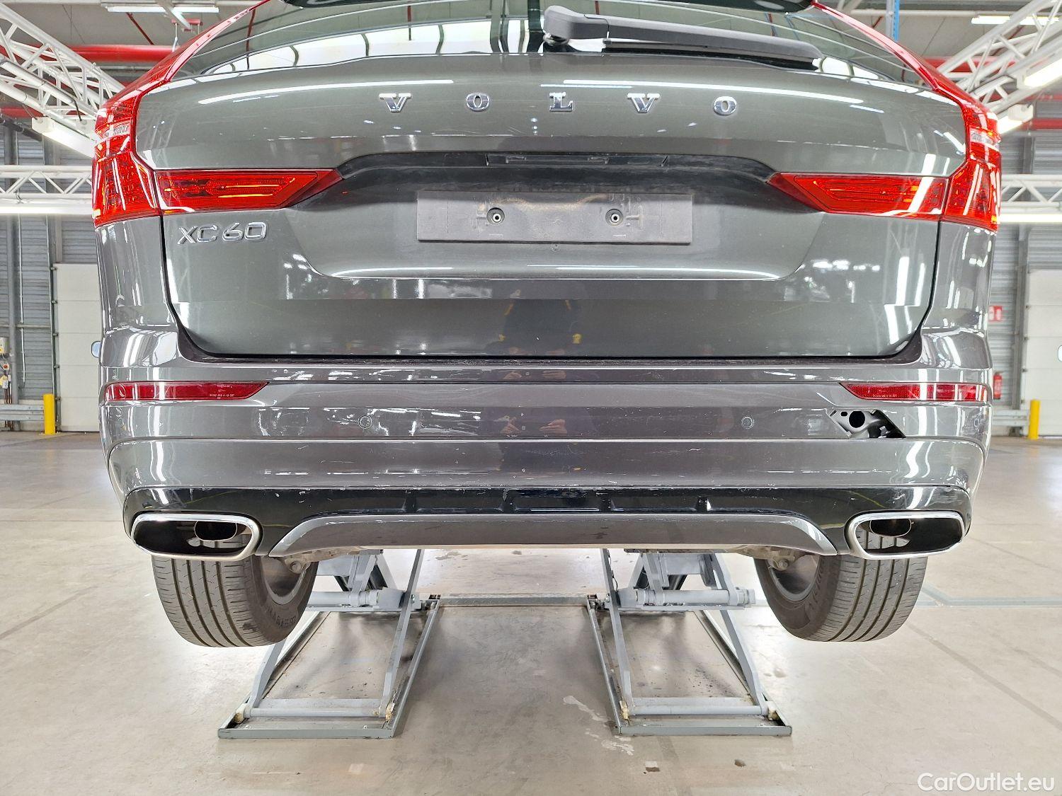  Volvo  XC60 Volvo,  '17, Volvo  T6 Recharge Geartronic R-Design 5d #51
