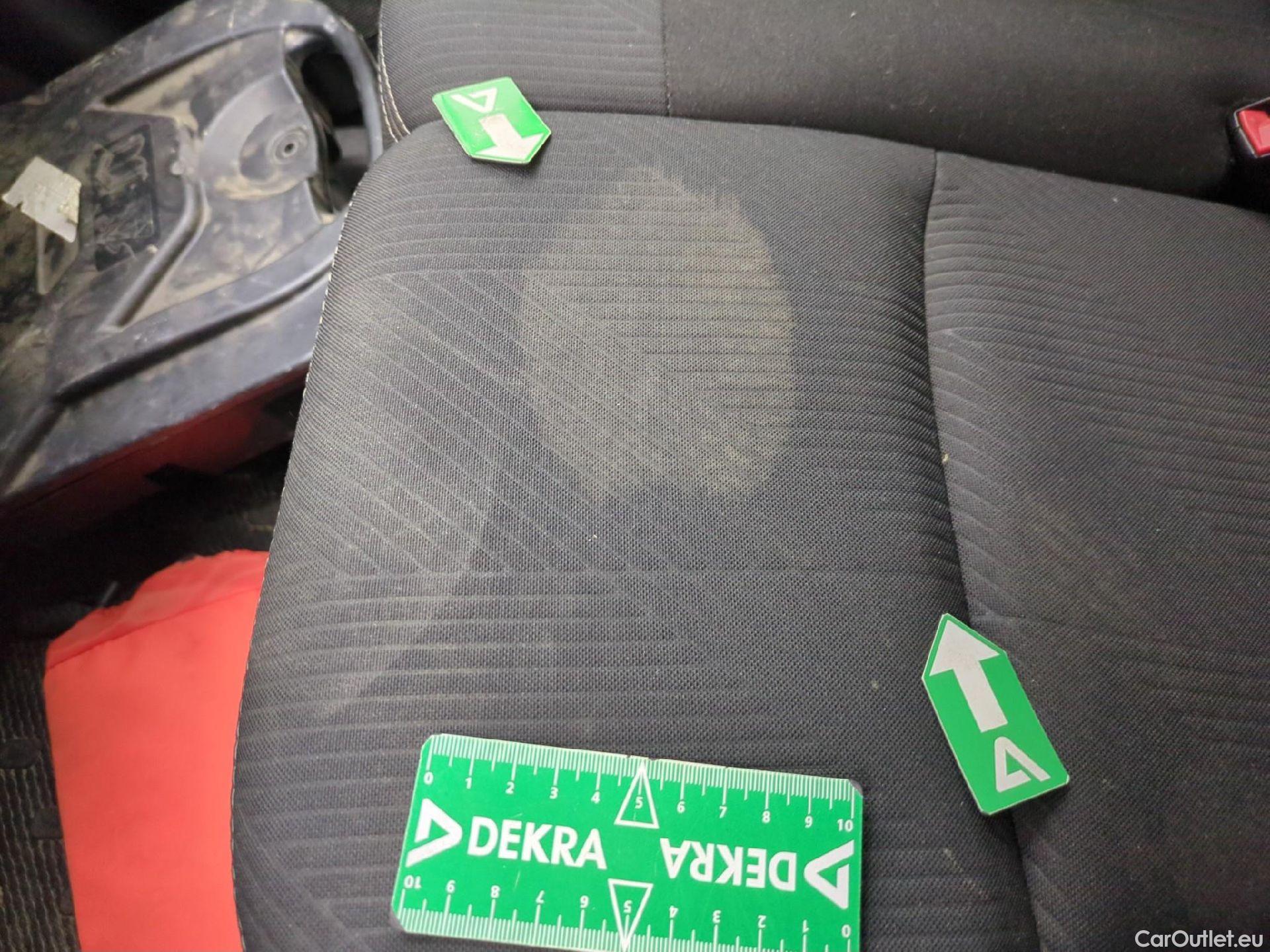  Renault  Trafic RENAULT  VU 4p Fourgon FG GCF L2H1 1300 dCi 120 #9