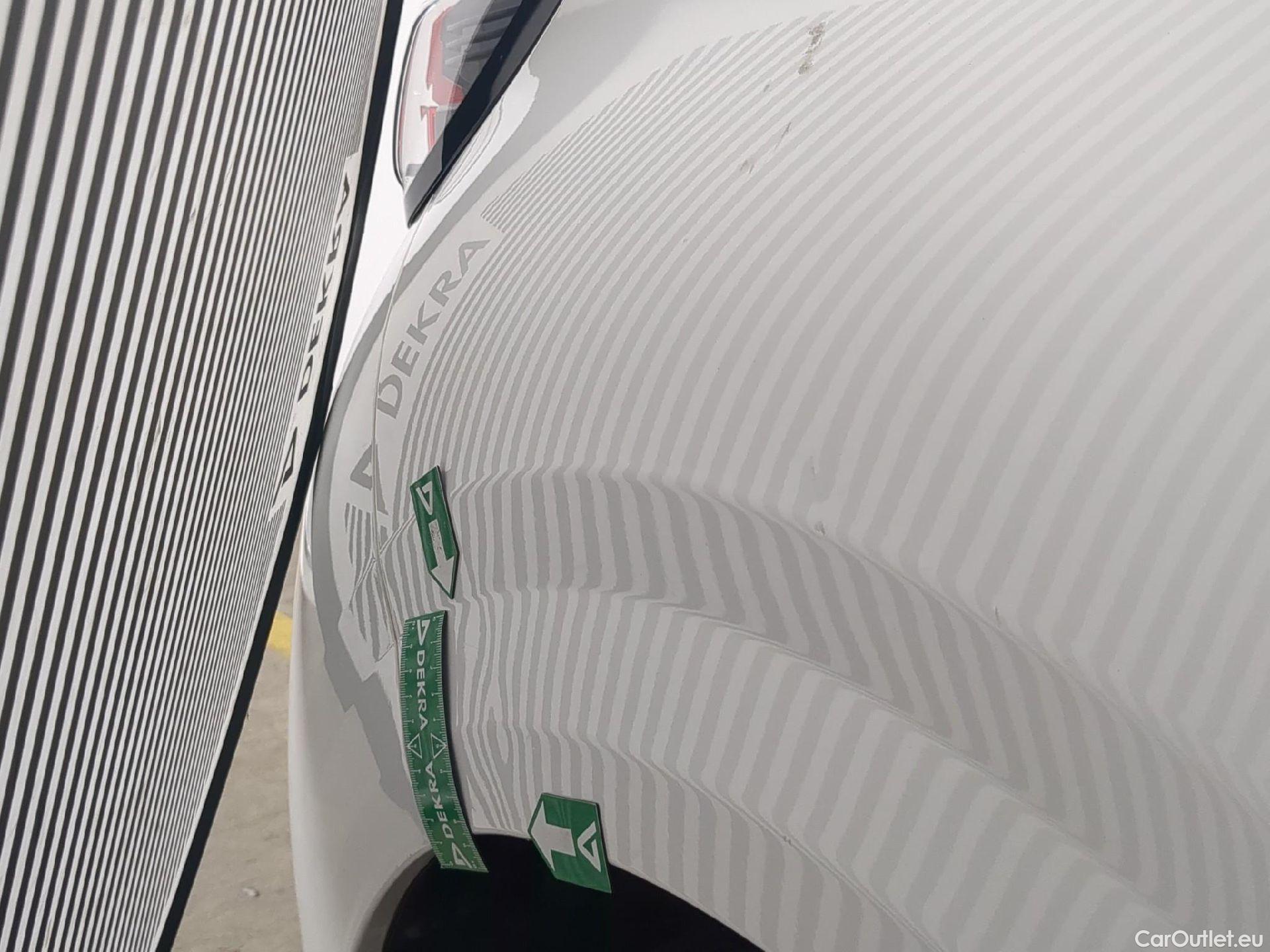  Peugeot  208  Premium 1.2 PureTech 75CV BVM5 E6d #20