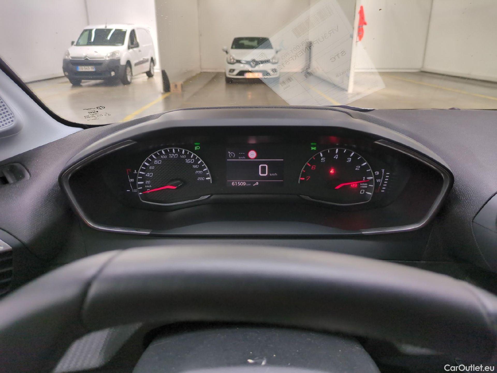  Peugeot  208  Active Pack 1.2 PureTech 100CV BVM6 E6d #3