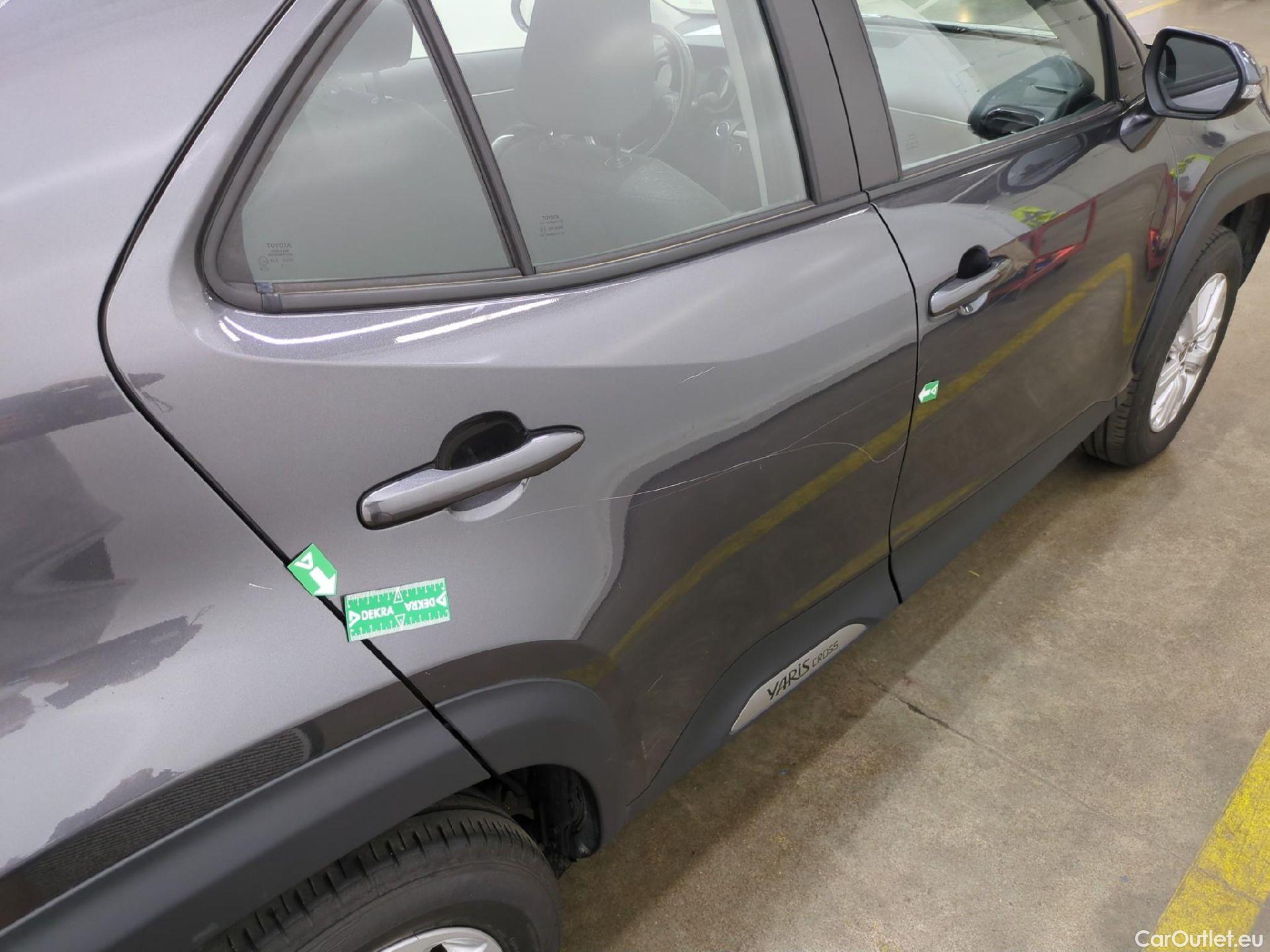  Toyota  Yaris Cross TOYOTA  Hybride / 2021 / 5P / SUV 1.5 HYBRID 116H DYNAMIC BUSINESS BEY AWD #4