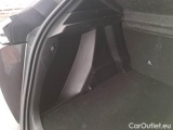  Peugeot  2008 PEUGEOT  / 2019 / 5P / CROSSOVER BLUEHDI 100 ALLURE NAVI PACK S/S #116