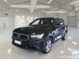  Volvo  XC 40 VOLVO XC40 / 2021 / 5P / SUV T2 CORE 