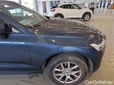  Volvo  XC60 VOLVO  / 2017 / 5P / SUV B4 AWD GEARTR. BUSINESS #46