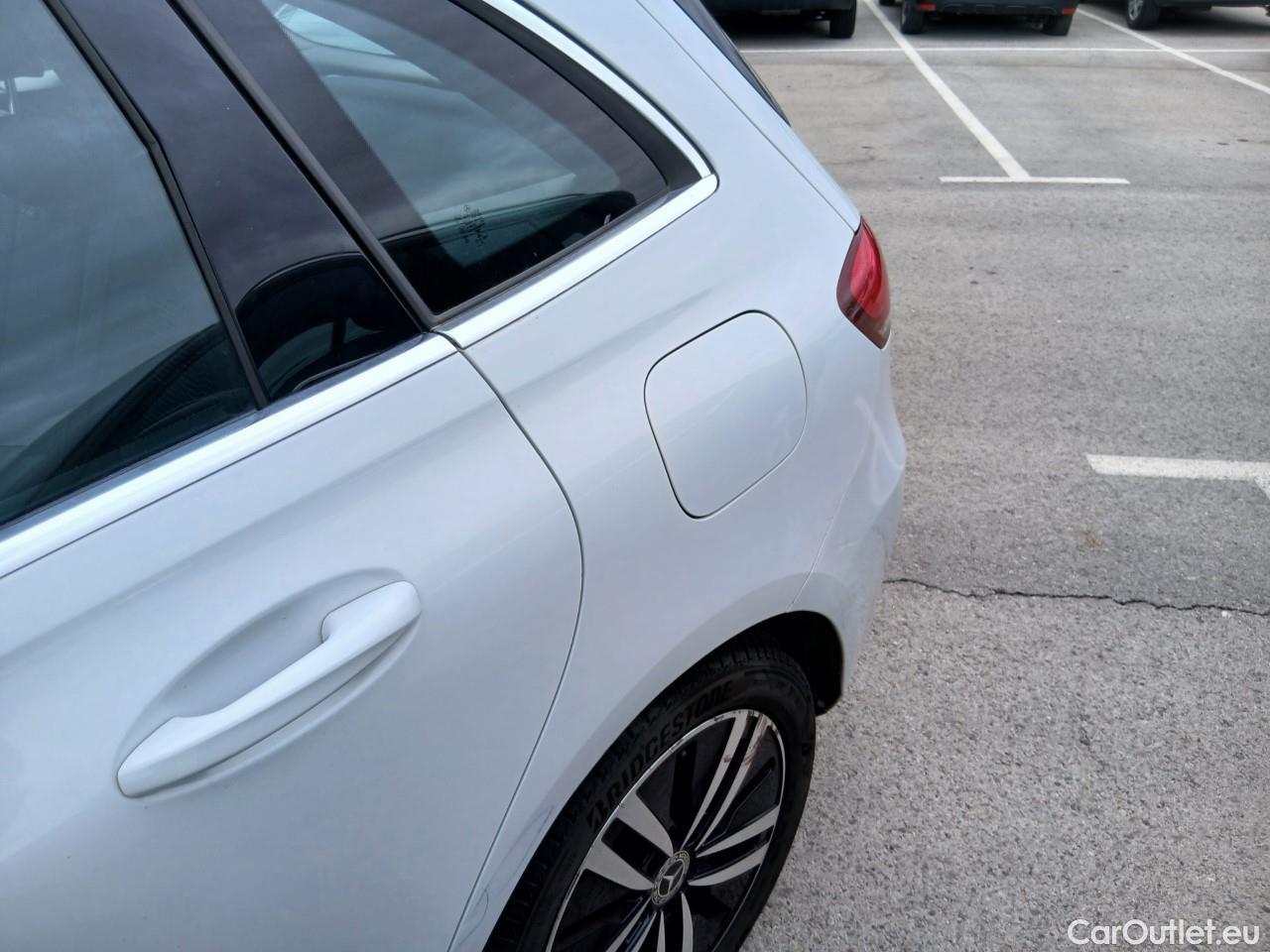  Mercedes  B-Klasse MERCEDES-BENZ Clase B / 2019 / 5P / monovolumen compacto B 180 d #14