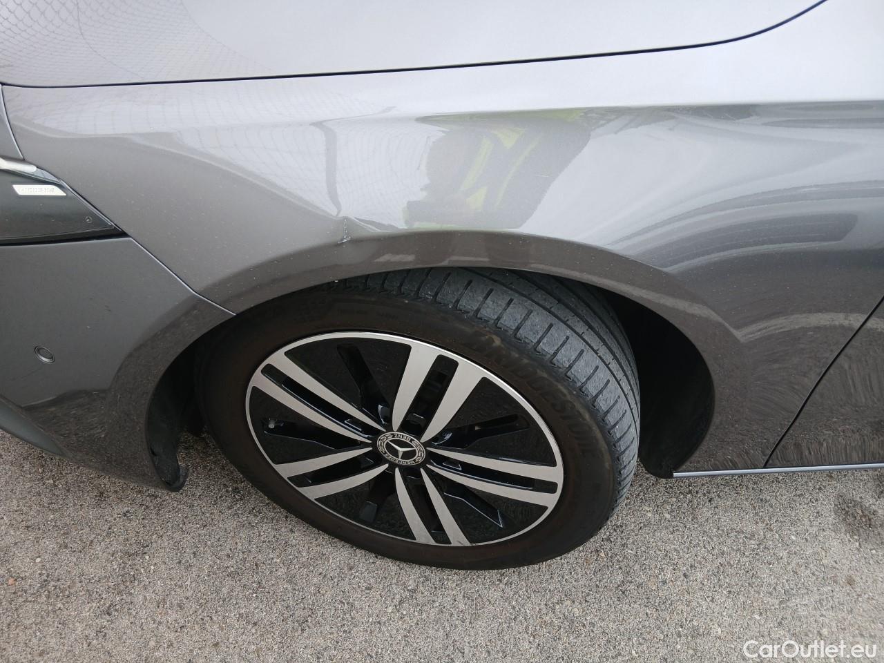  Mercedes  A-Klasse Clase A A 250 e (177.186) 1.3 215CV AT8 E6d #7
