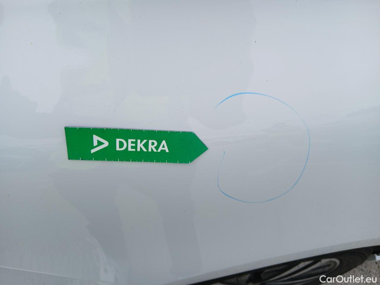  Mercedes  B-Klasse MERCEDES-BENZ Clase B / 2019 / 5P / monovolumen compacto B 180 d #28