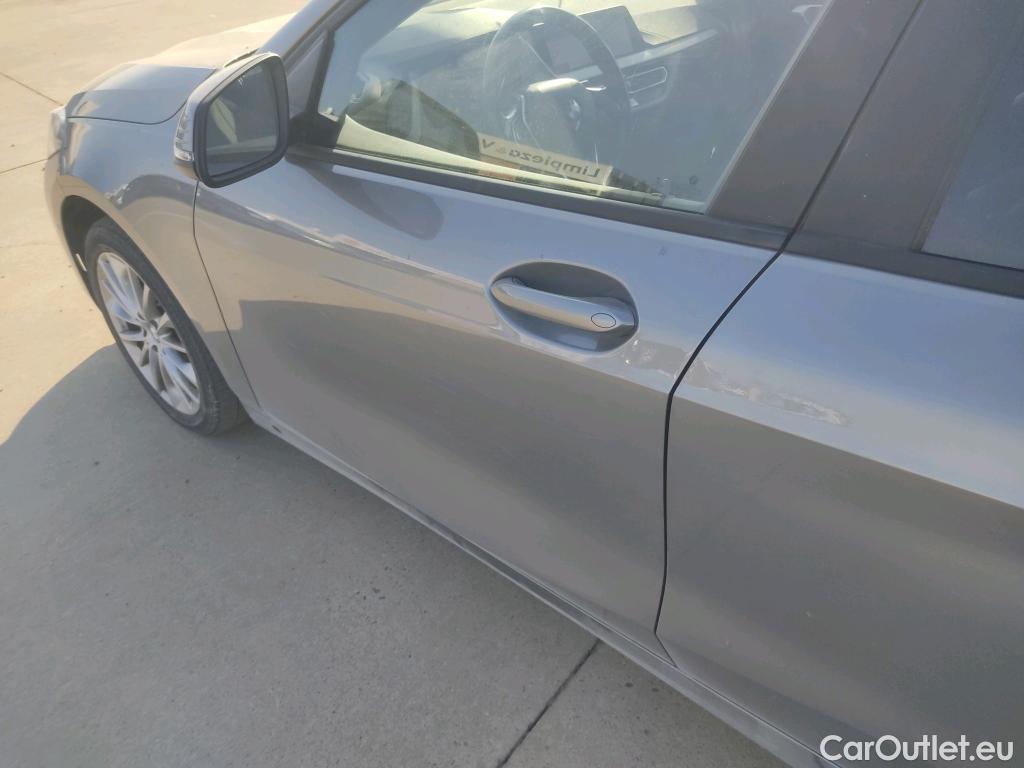  Bmw  Serie 1 BMW  / 2019 / 5P / berlina con portón 118i Corporate Auto. (AC) #22