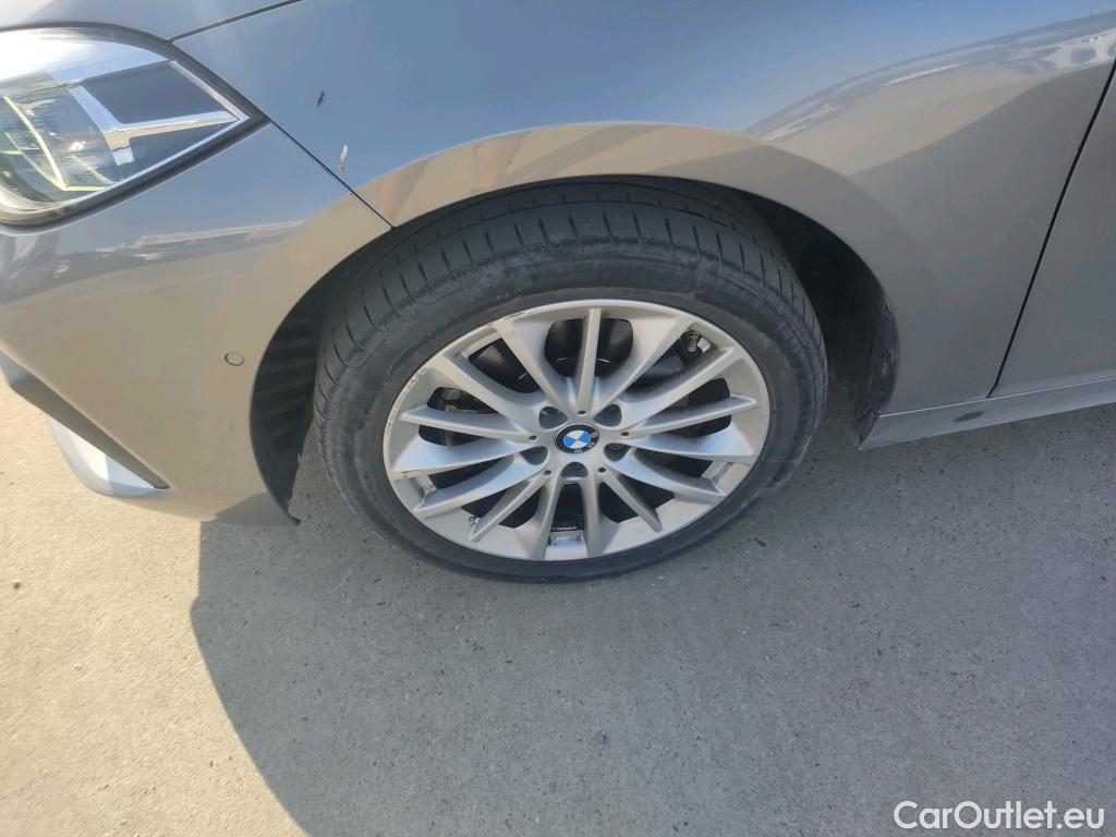  Bmw  Serie 1 BMW  / 2019 / 5P / berlina con portón 118i Corporate Auto. (AC) #12
