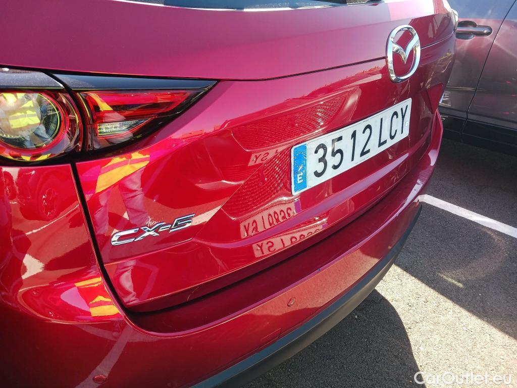  Mazda  CX-5 MAZDA  / 2017 / 5P / todoterreno 2.0 G 121kW (165CV) 2WD Zenith #3