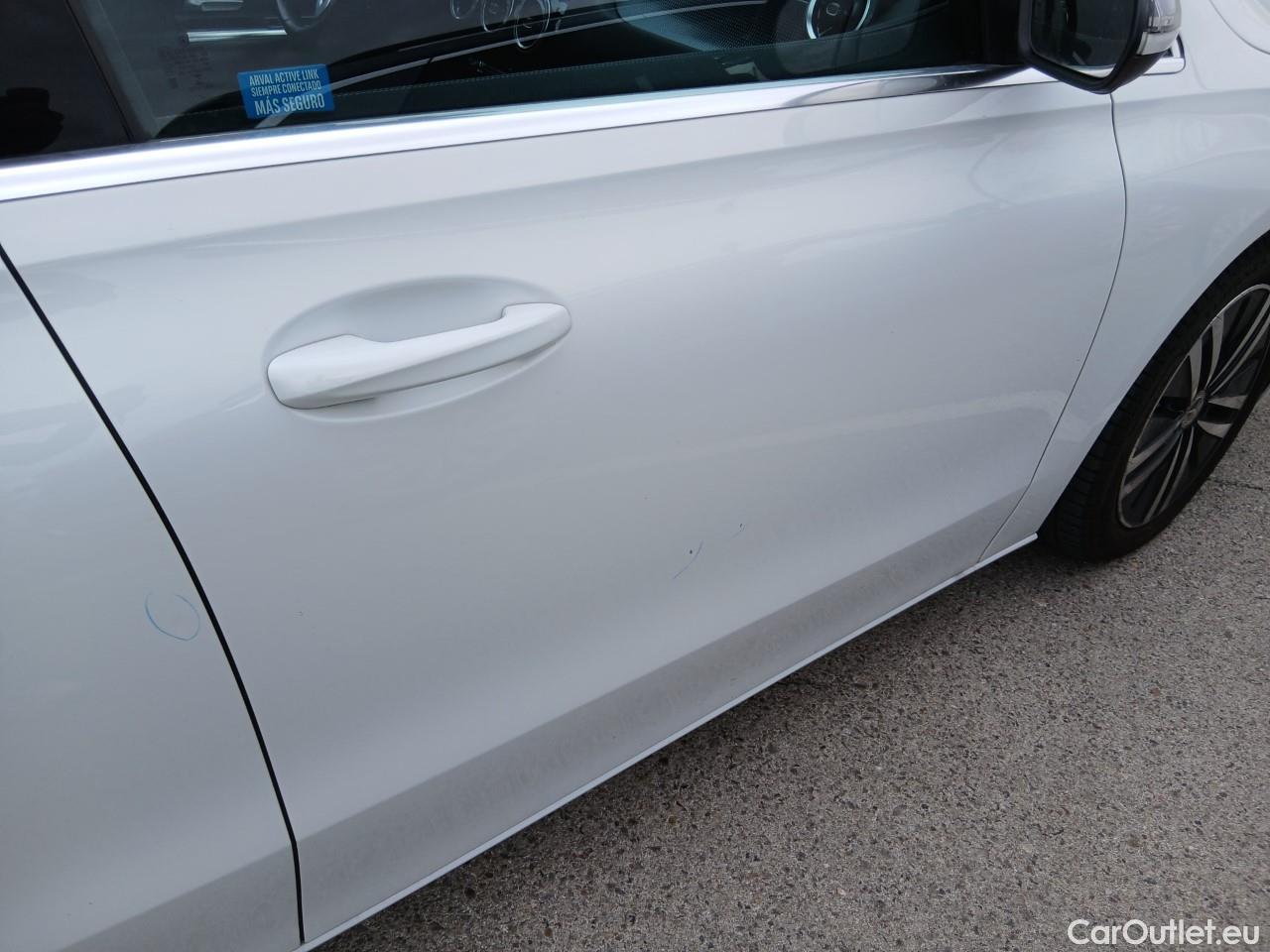  Mercedes  B-Klasse MERCEDES-BENZ Clase B / 2019 / 5P / monovolumen compacto B 180 d #32