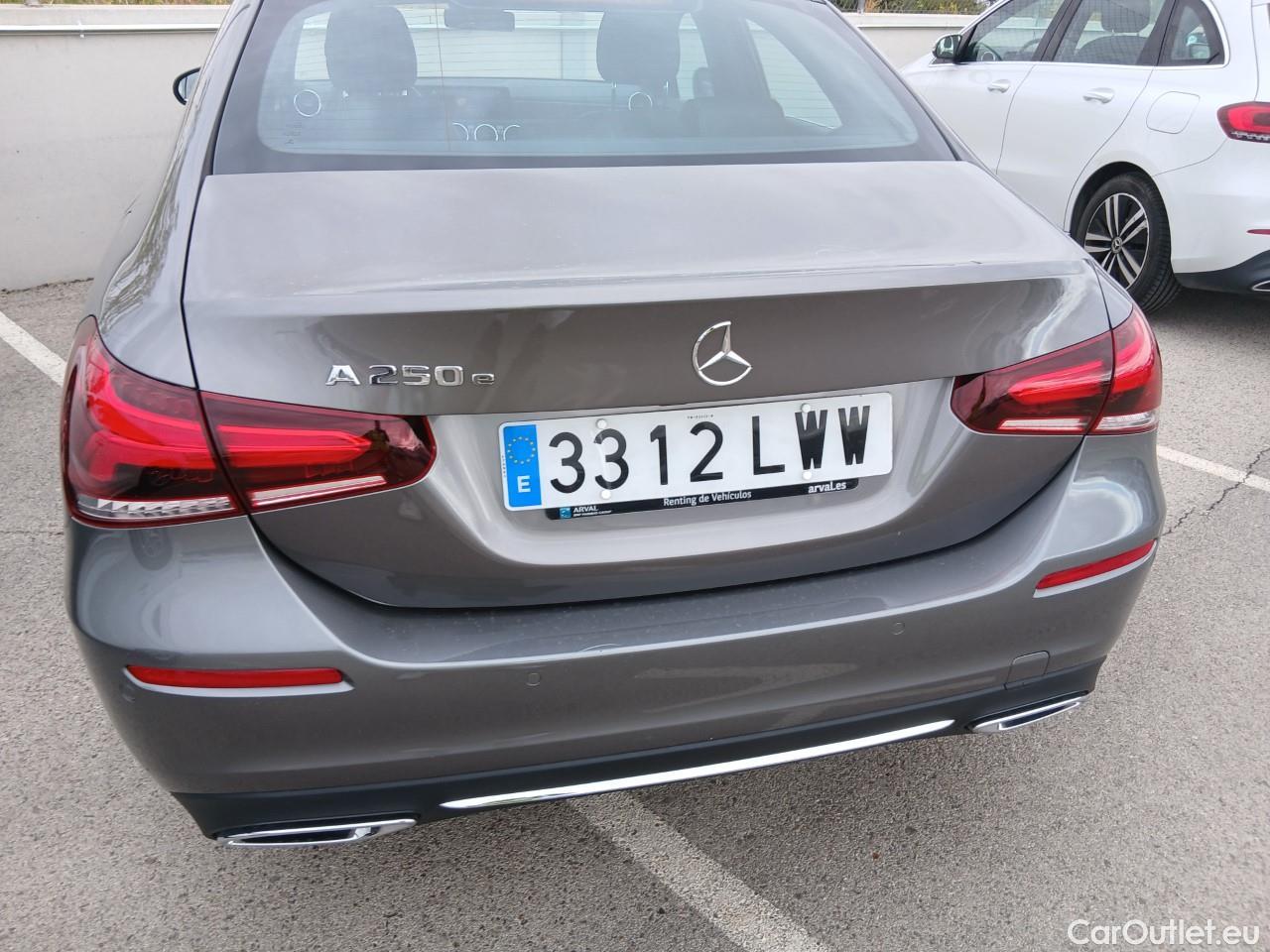  Mercedes  A-Klasse Clase A A 250 e (177.186) 1.3 215CV AT8 E6d #22