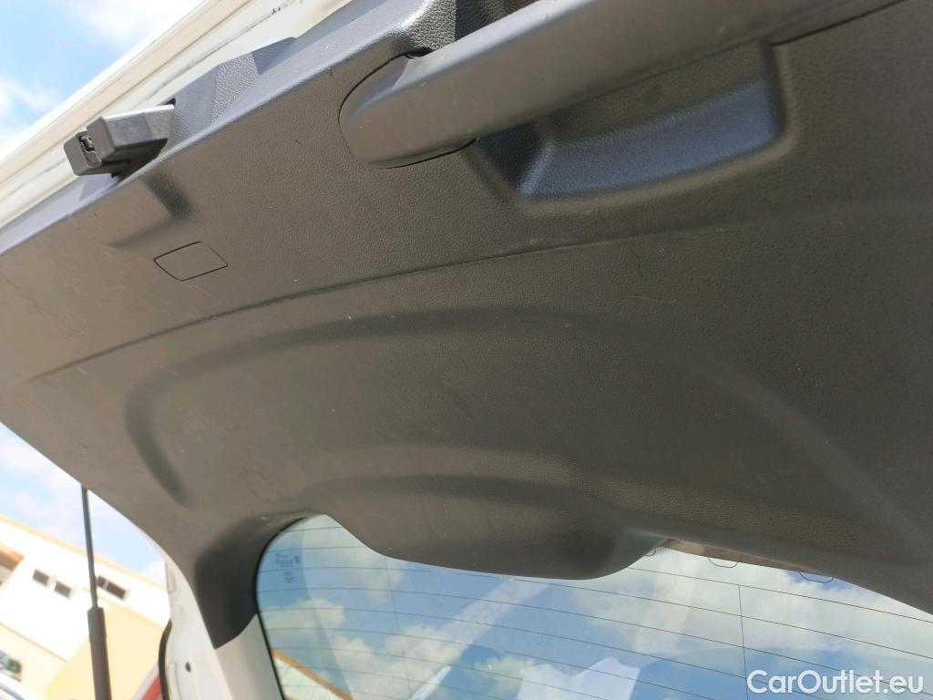  Ford  Kuga  Trend+ 1.5 EcoBoost 120CV MT6 E6dT #32