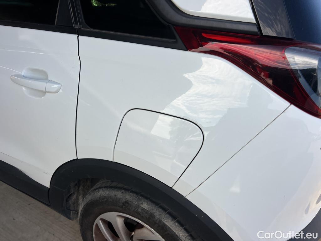  Opel  Crossland OPEL  X 5p 1G todoterreno 1.6T 73kW (99CV) Selective #3