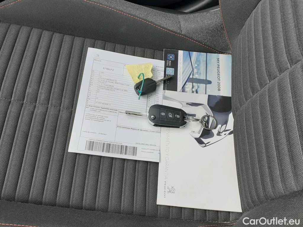  Peugeot  2008 PEUGEOT  / 2019 / 5P / todoterreno Active BlueHDI 81kW (110CV) #7