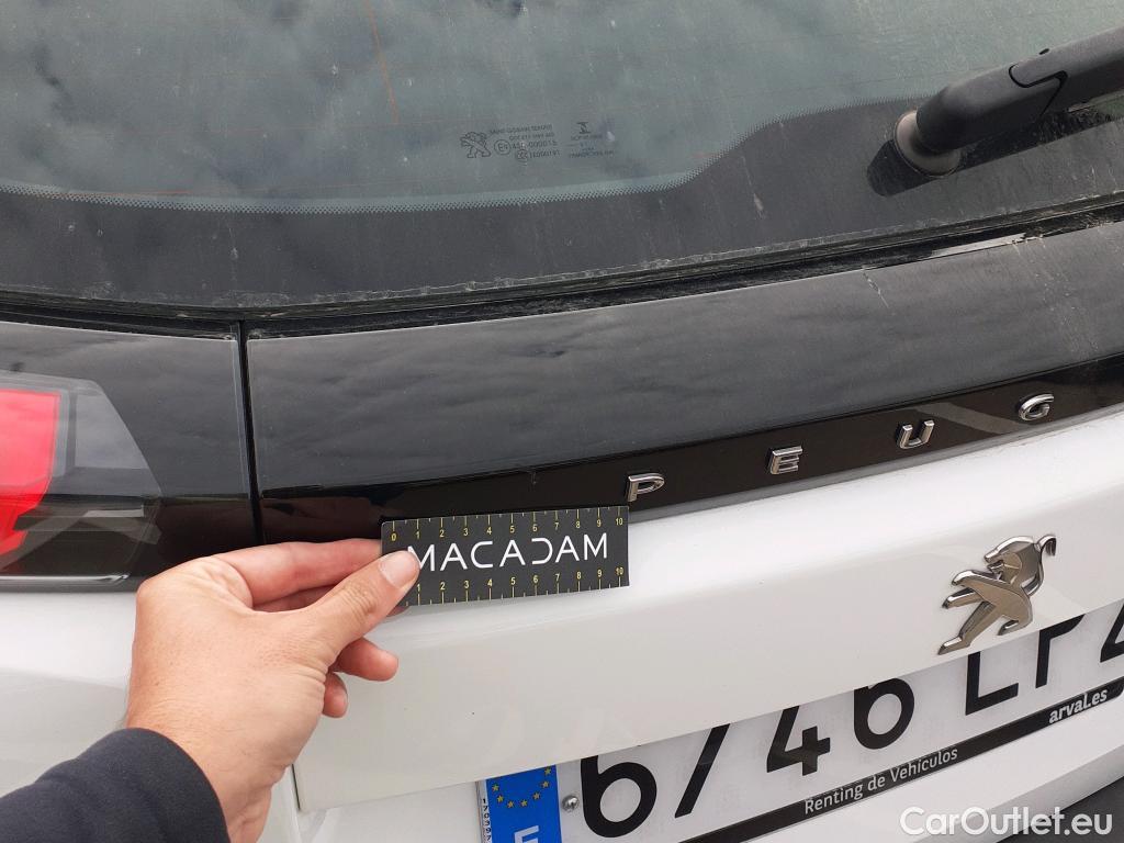  Peugeot  2008 PEUGEOT  / 2019 / 5P / todoterreno Active BlueHDI 81kW (110CV) #30