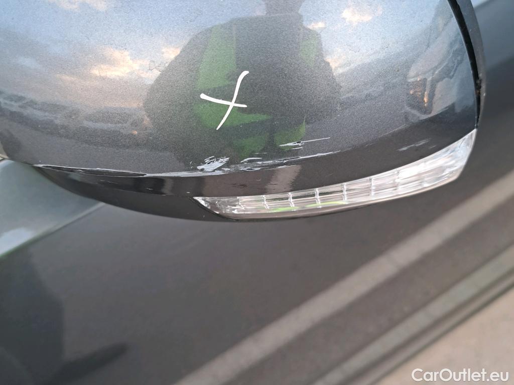  Seat  Alhambra SEAT  / 2010 / 5P / monovolumen 1.4 TSI 110kW DSG S/S Excellen GO(SP) #20