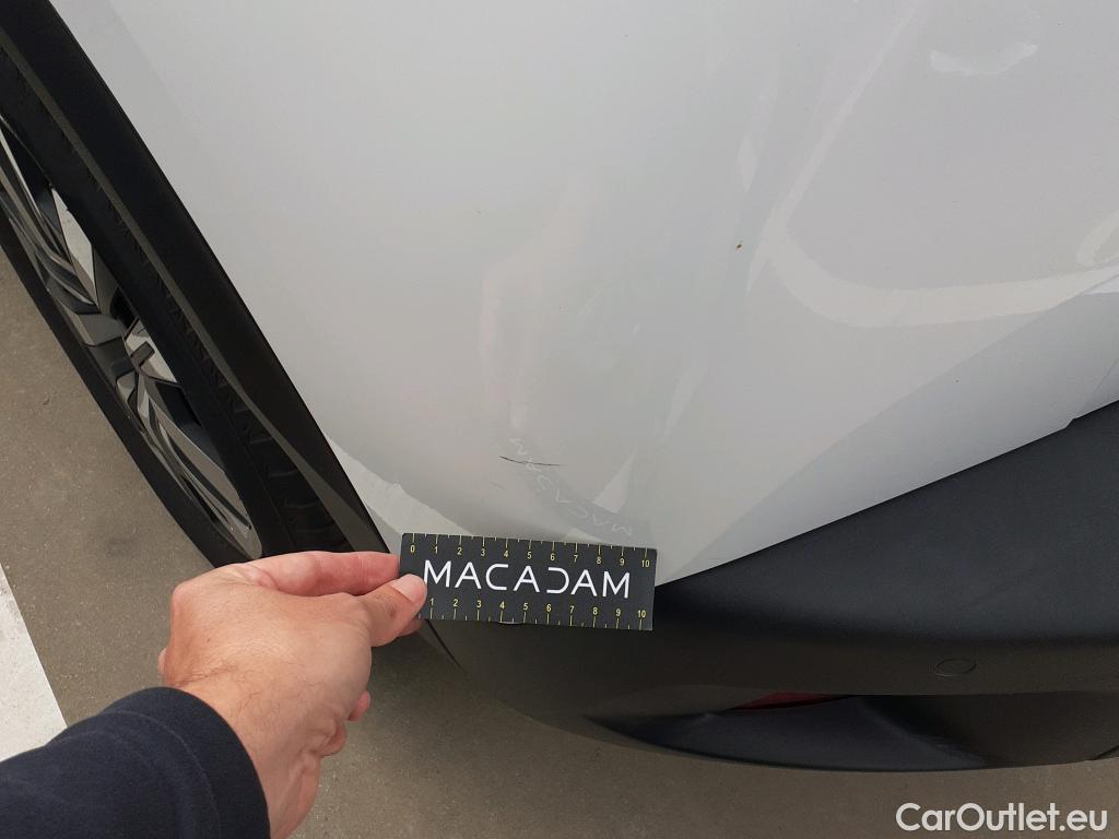  Peugeot  2008 PEUGEOT  / 2019 / 5P / todoterreno Active BlueHDI 81kW (110CV) #18