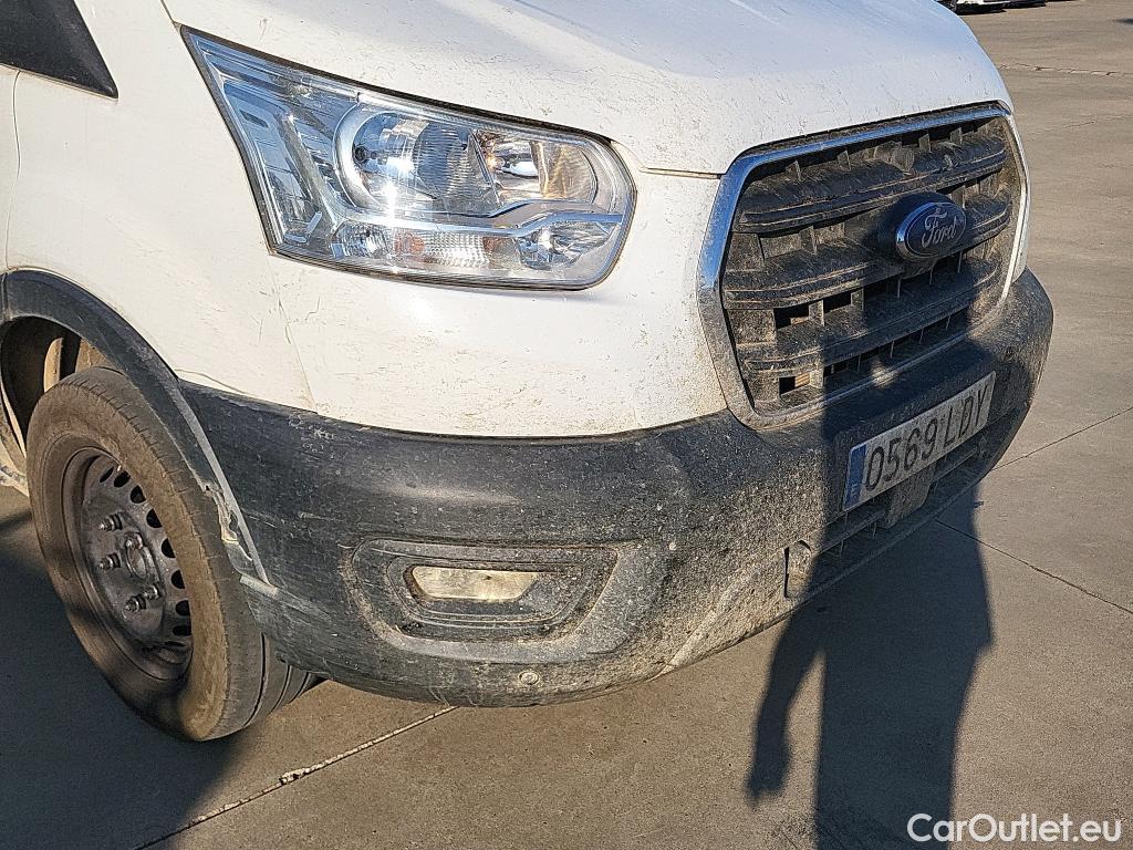  Ford  Transit FORD  / 2013 / 4P / furgón 350 96kW L3H2 Van Trend RWD #37