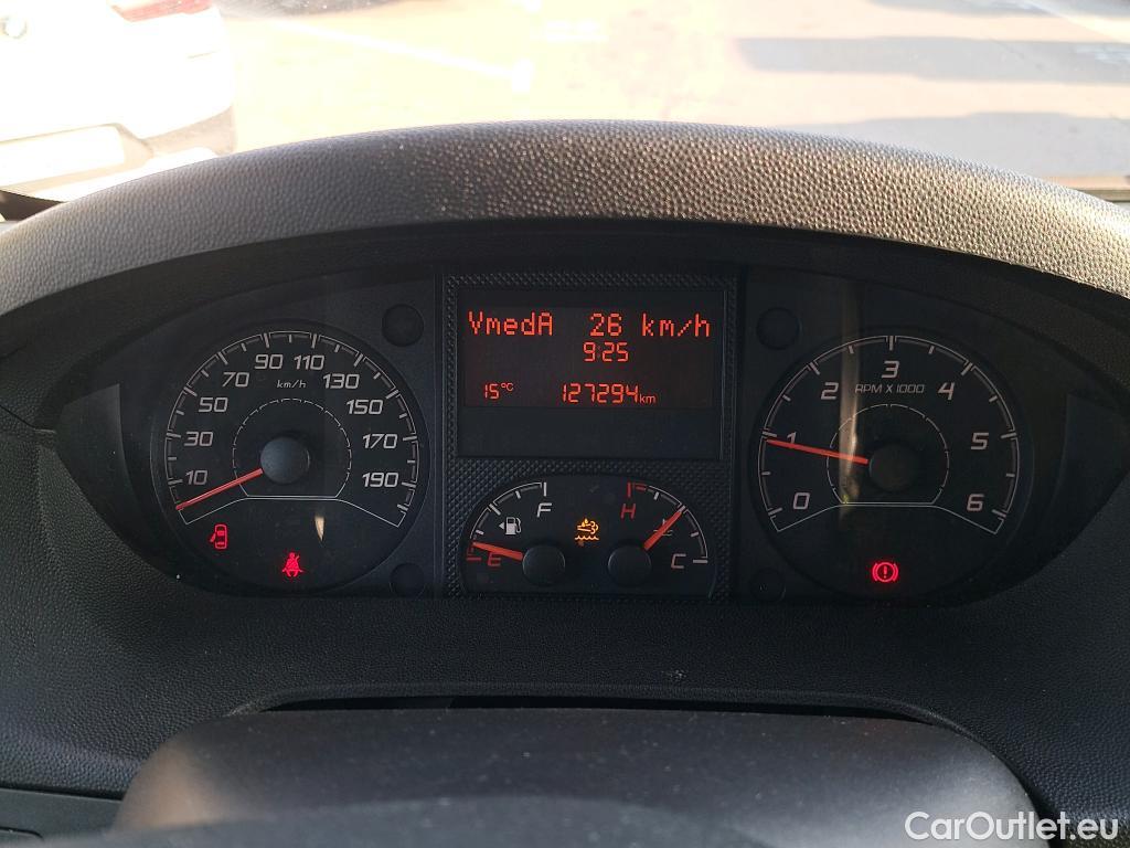  Peugeot  Boxer PEUGEOT  / 2014 / 4P / furgón 333 L2 H1 BHDI 103kW (140CV) S&S 6 V. M (AC) #49
