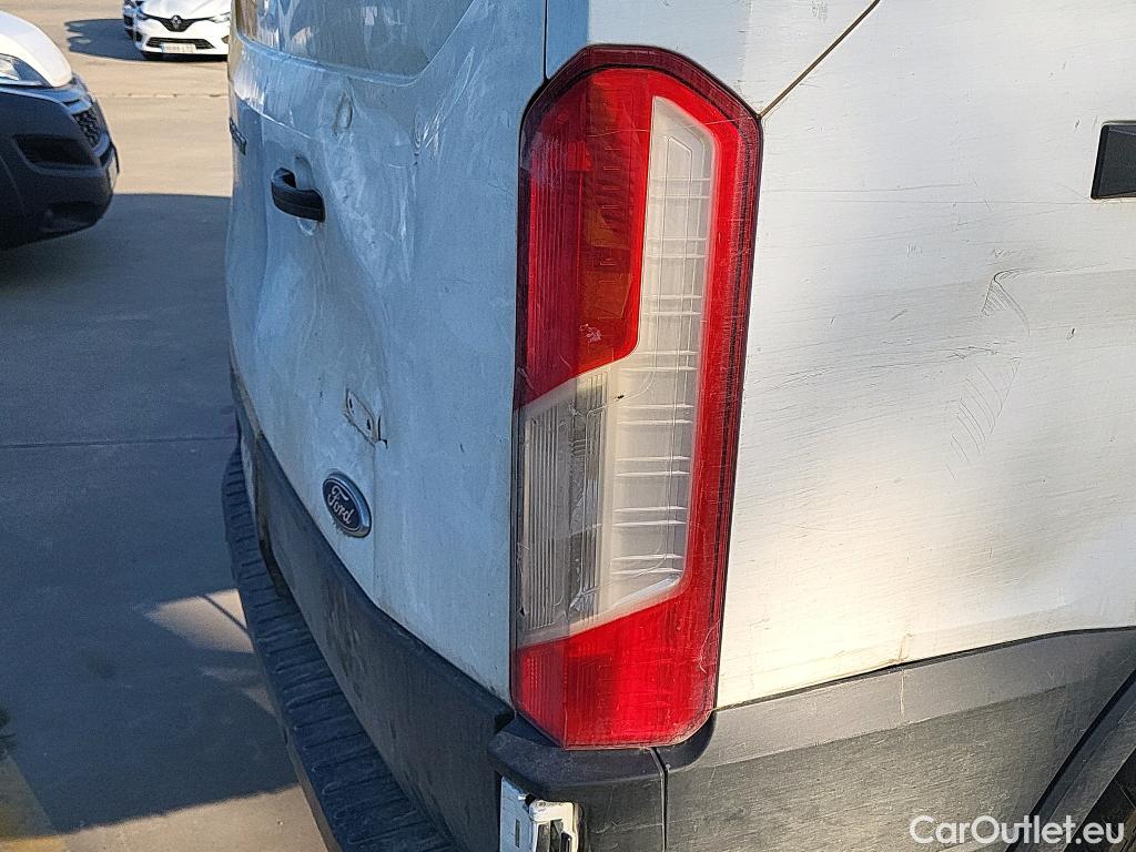  Ford  Transit FORD  / 2013 / 4P / furgón 350 96kW L3H2 Van Trend RWD #14