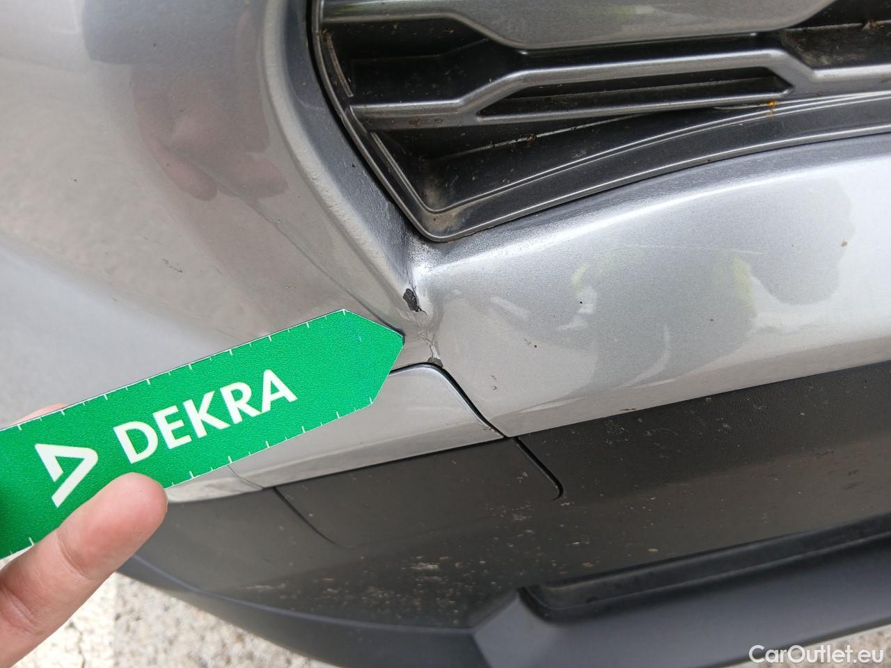  Toyota  RAV4 TOYOTA  / 2018 / 5P / todoterreno 2.5l 220H Advance Plus 4WD #2