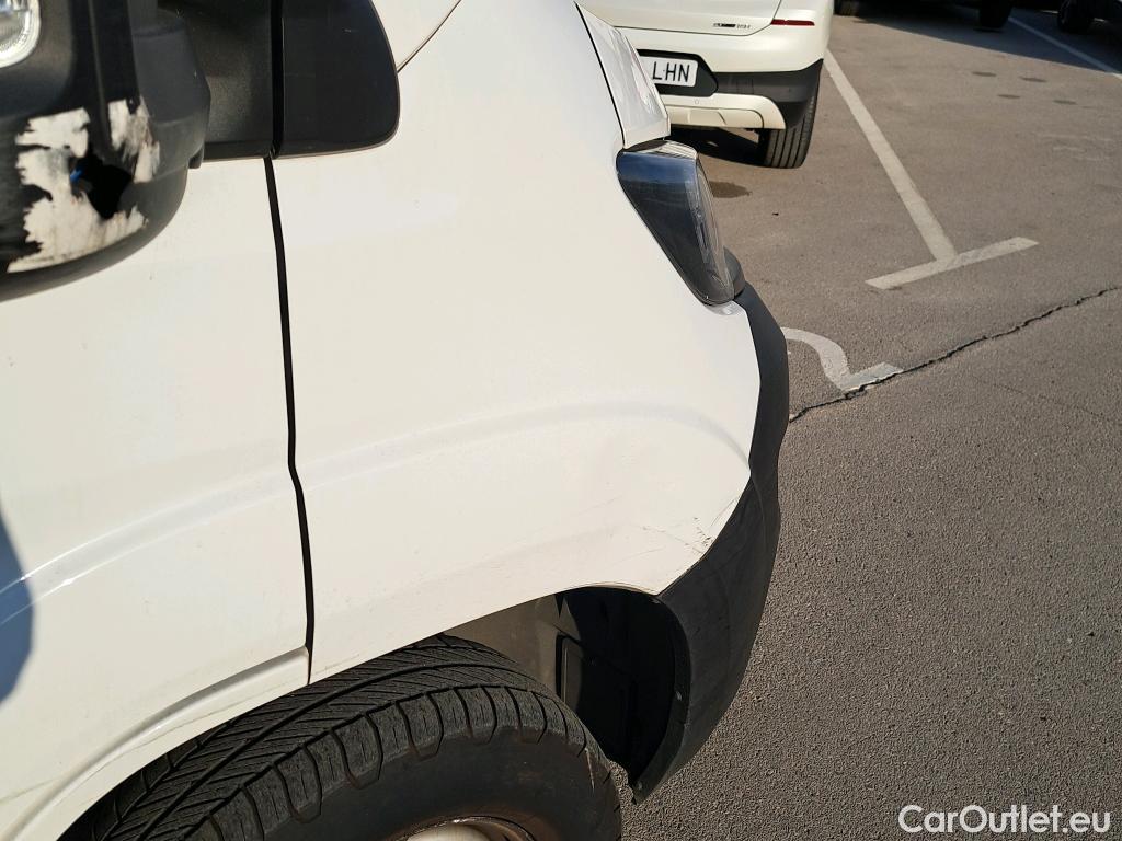  Peugeot  Boxer PEUGEOT  / 2014 / 4P / furgón 333 L2 H1 BHDI 103kW (140CV) S&S 6 V. M (AC) #31