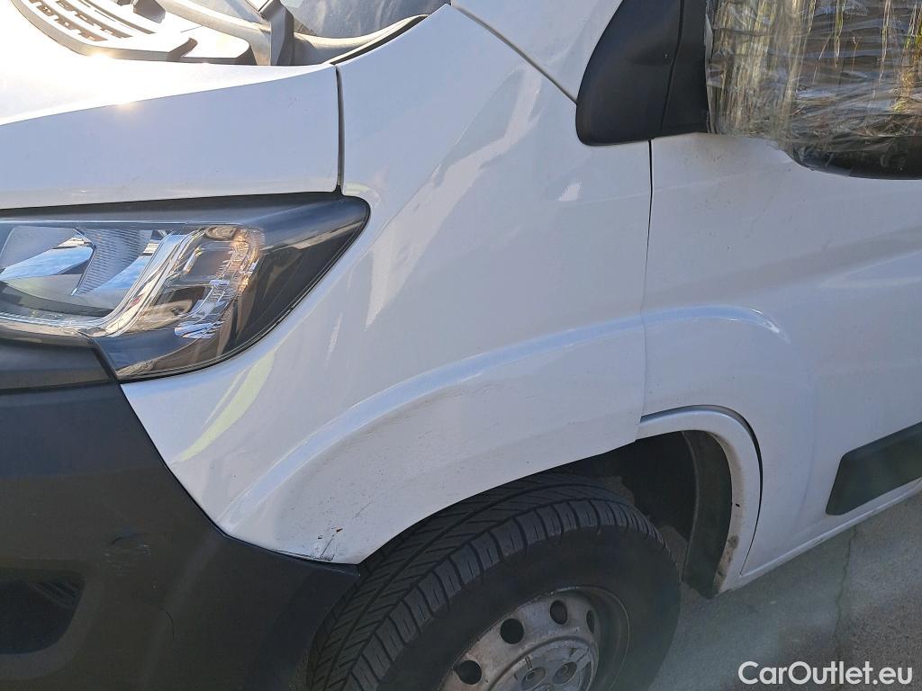  Peugeot  Boxer PEUGEOT  / 2014 / 4P / furgón 333 L2 H1 BHDI 103kW (140CV) S&S 6 V. M (AC) #33