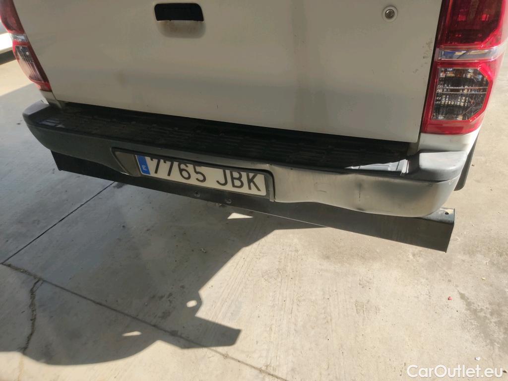  Toyota  Hilux TOYOTA  VU 4p 6G pickup 2.5 D-4D Doble Cabina GX 4x4 #3
