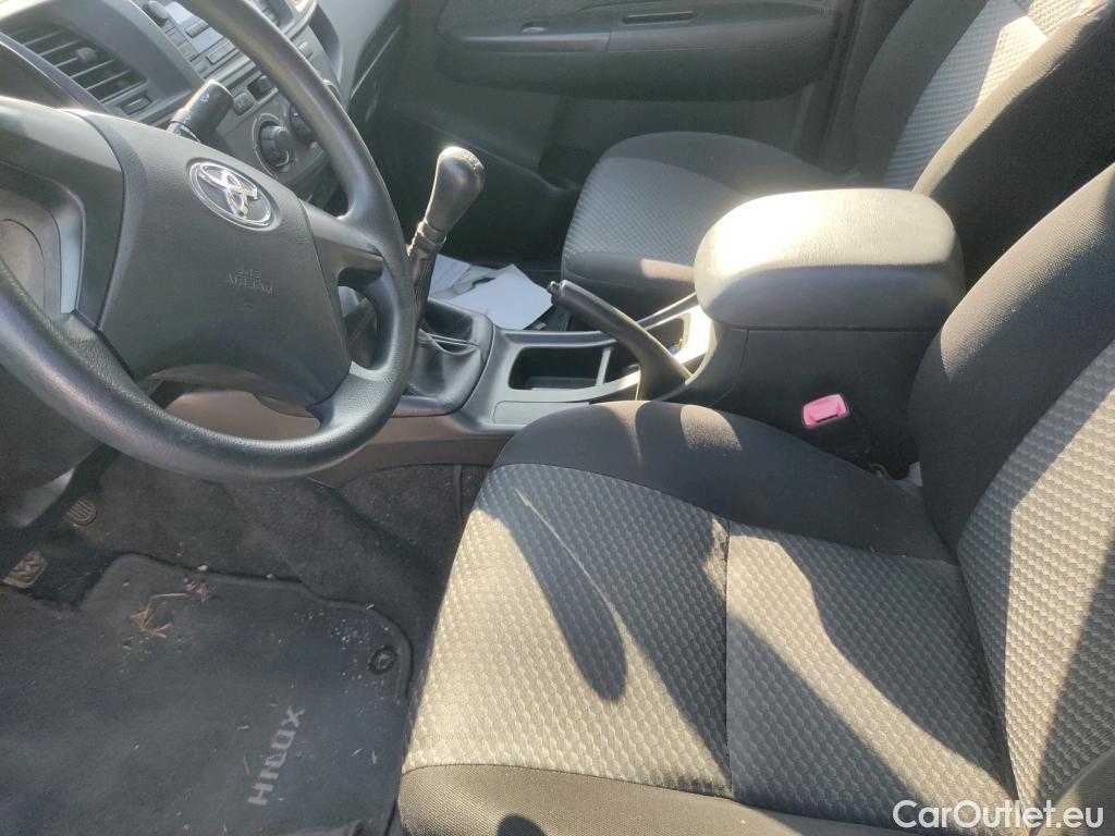  Toyota  Hilux TOYOTA  VU 4p 6G pickup 2.5 D-4D Doble Cabina GX 4x4 #12