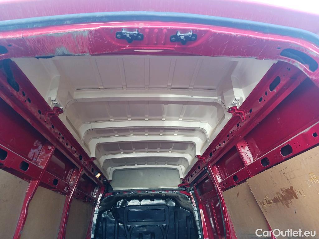  Renault  Master RENAULT  / 2014 / 4P / furgón Furgón T L3H3 3500 E 125kW TT BVR #53