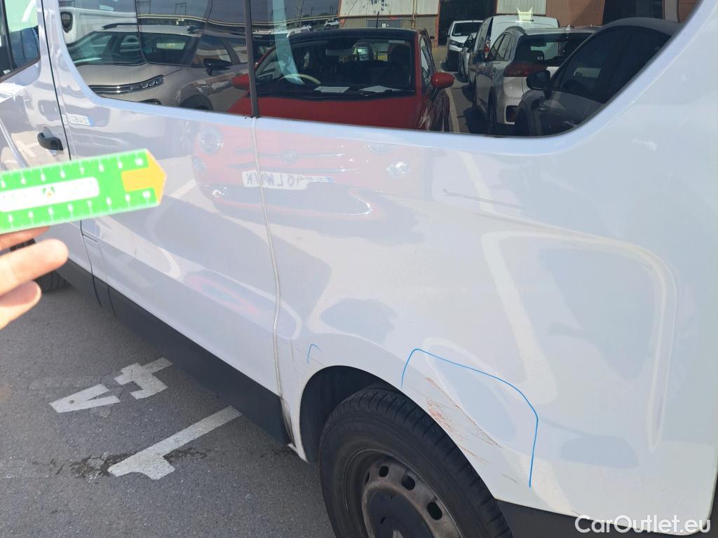  Renault  Trafic  III Combi Combi 9 L1H1 2 8t (8/9 plazas) 1.6 dCi 125CV MT6 E6 #3