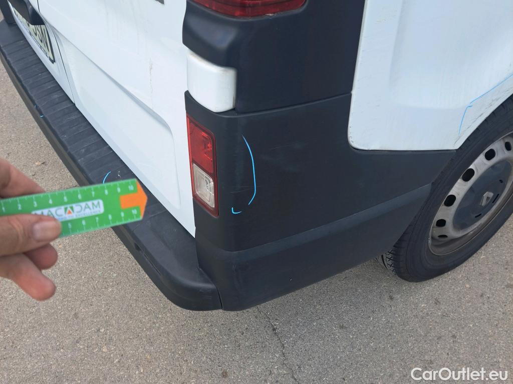  Renault  Trafic  III Combi Combi 9 L1H1 2 8t (8/9 plazas) 1.6 dCi 125CV MT6 E6 #25