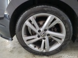  Volkswagen  Golf  Volkswagen 2.0 TDI 110kW DSG R-Line Business 5d #19