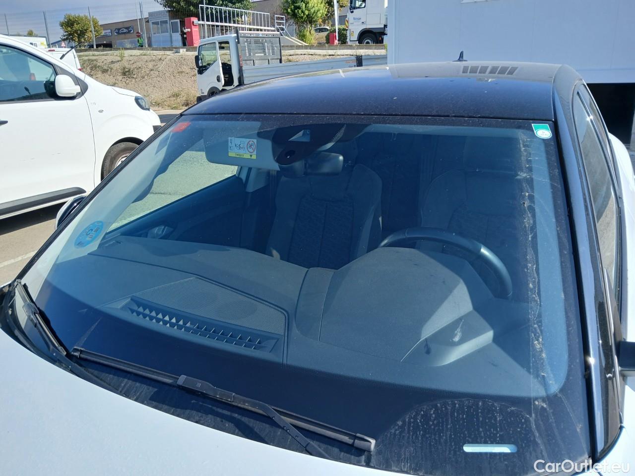 Audi  A1 Sportback AUDI A1 / 2018 / 5P / berlina con portón Sportback Adrenalin 25 TFSI 70kW (95CV)(SP)(SL) #5