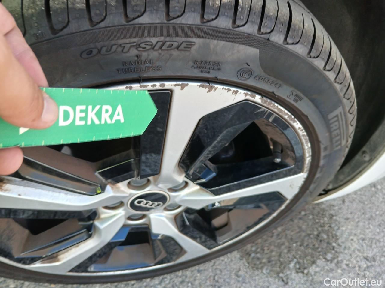  Audi  A1 Sportback AUDI A1 / 2018 / 5P / berlina con portón Sportback Adrenalin 25 TFSI 70kW (95CV)(SP)(SL) #45