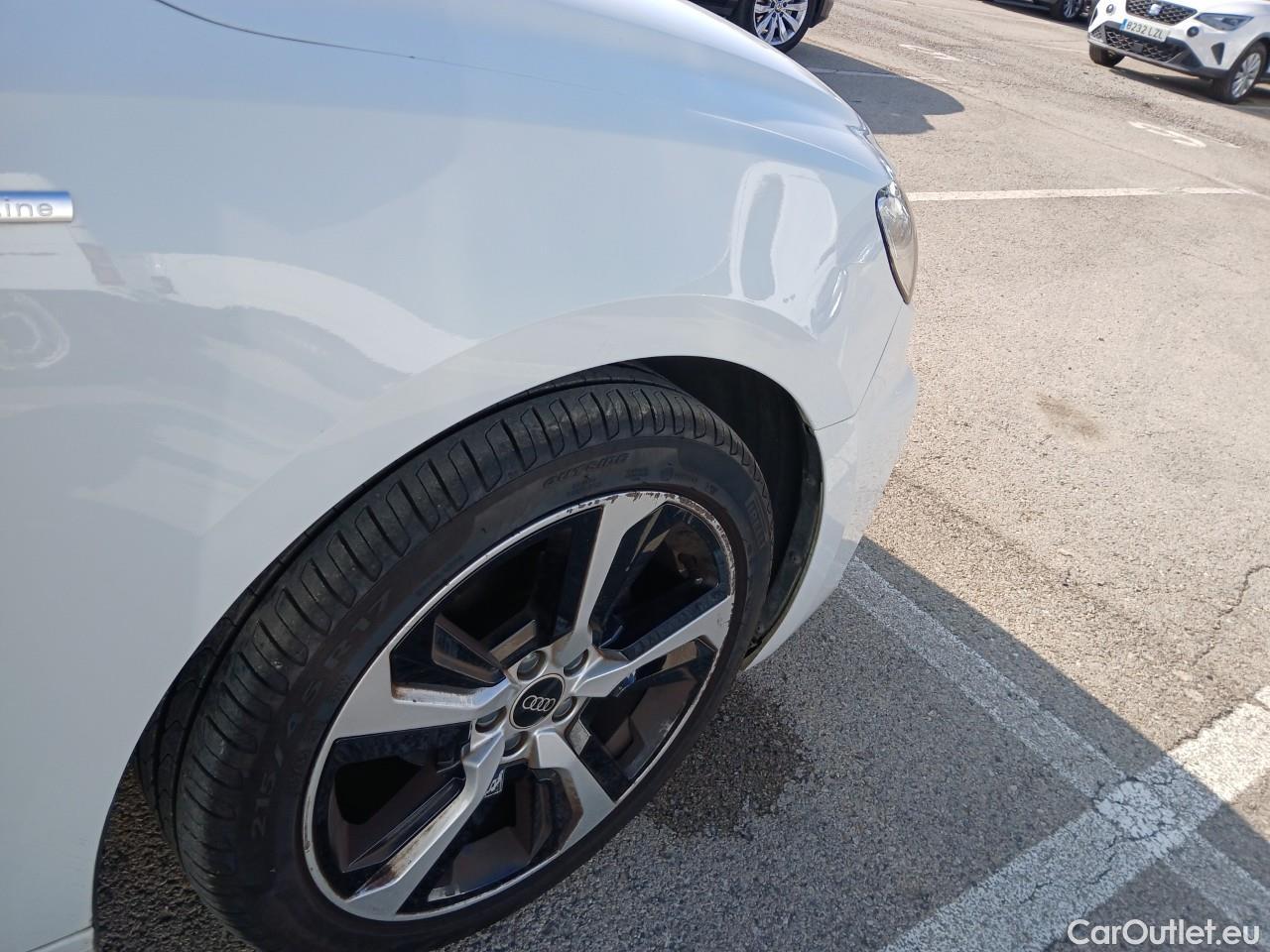  Audi  A1 Sportback AUDI A1 / 2018 / 5P / berlina con portón Sportback Adrenalin 25 TFSI 70kW (95CV)(SP)(SL) #44